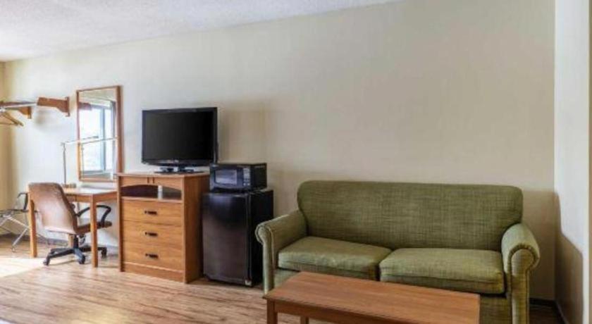 Hotel Econo 2*