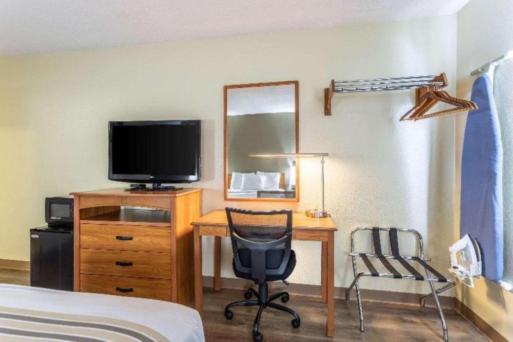 Hotel Econo