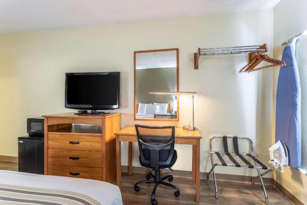 Hotel Econo