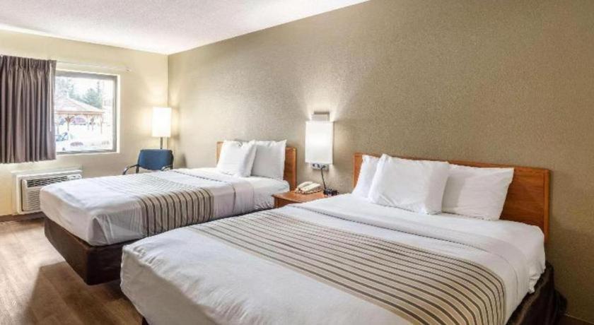 Hotel Econo Ithaca